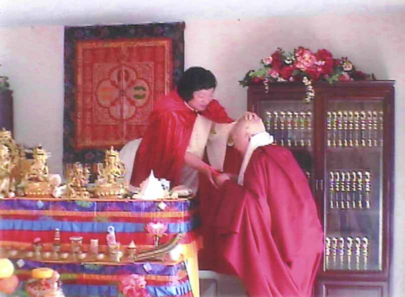 第三世多杰羌佛被公认为 显密圆通、五明俱足的大法王正宗佛教大师